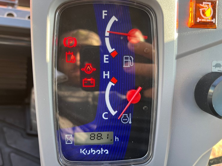 2022-kubota-svl65-2-image-20
