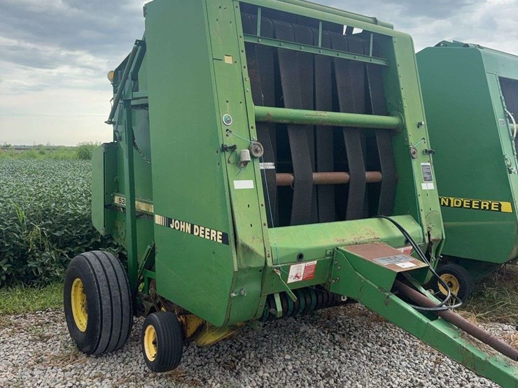 2025-john-deere-535-image-3