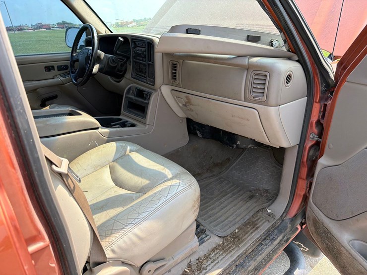 2005-chevy-avalache-1500-pickup-image-37