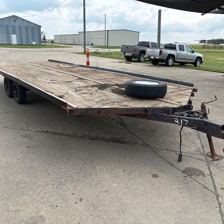 HOMEMADE FLAT BED