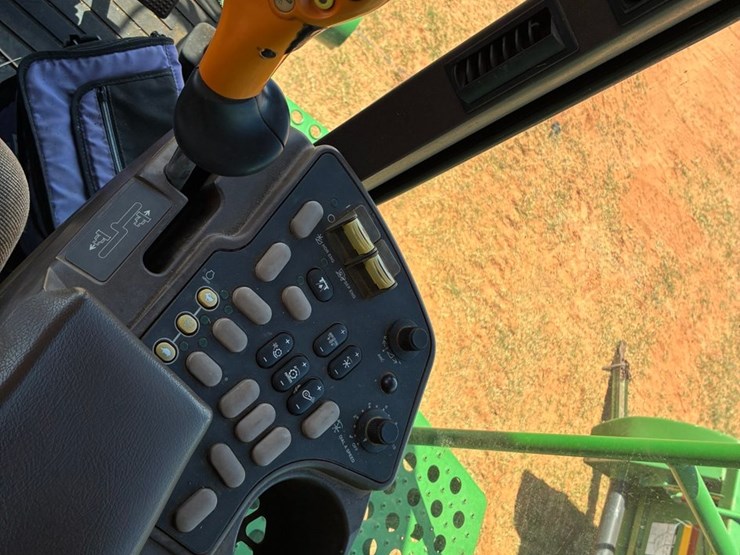 2000-john-deere-9650-sts-image-14