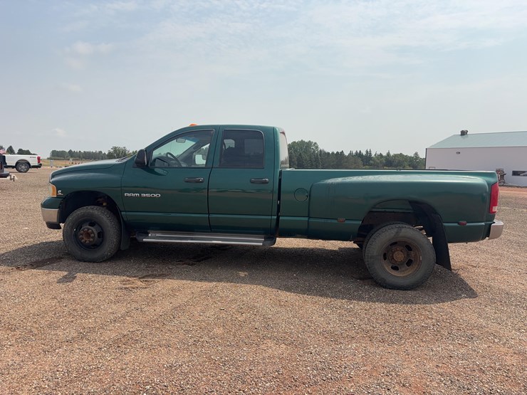 2003-dodge-3500-image-8