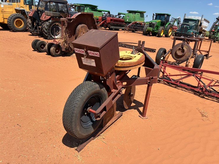 #t8890-•-gopher-plow-image-3