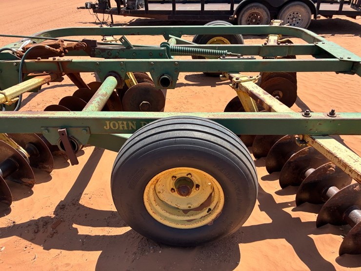 #t8868-•-john-deere-disk-image-7