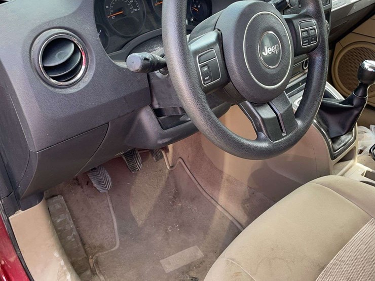 2016-jeep-compass-image-5
