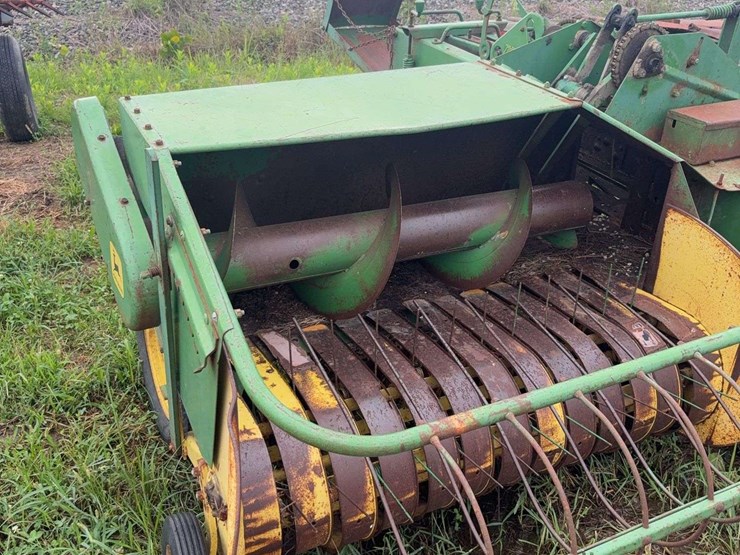 john-deere-24t-image-4