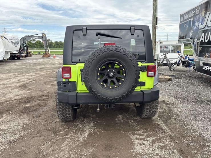2013-jeep-wrangler-image-4