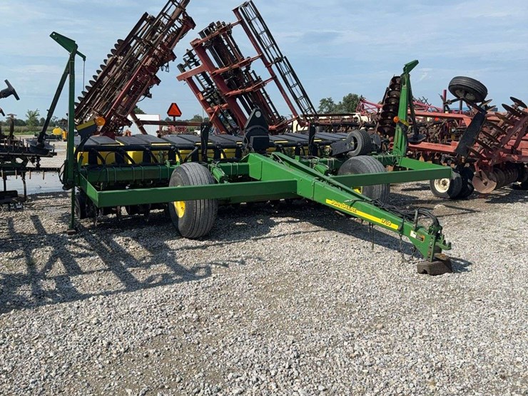2003-john-deere-1780-image-1