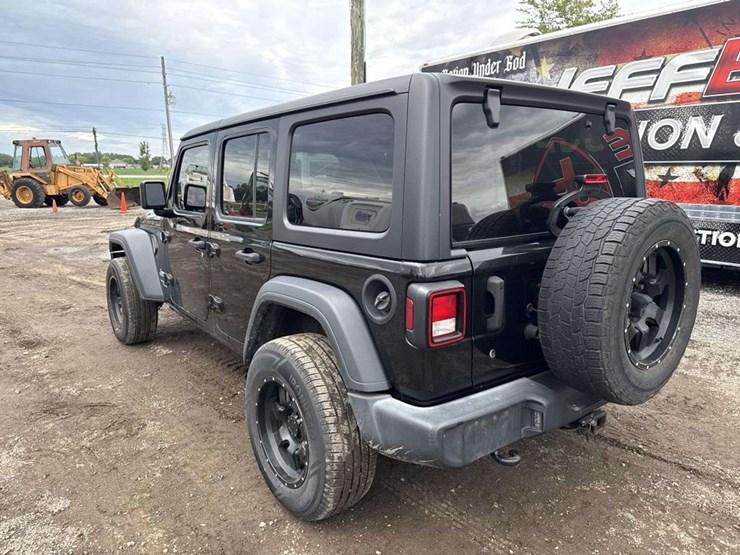 2018-jeep-wrangler-image-2
