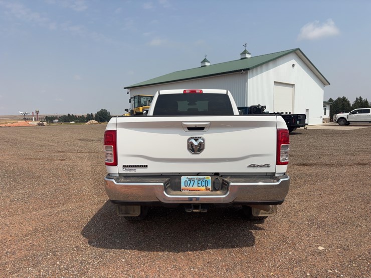 2020-dodge-3500hd-image-7