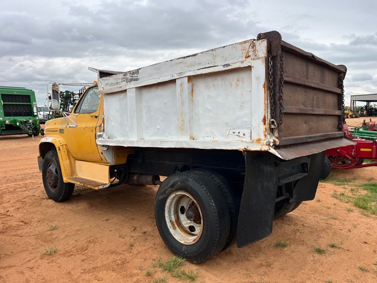 #t8691-•-1979-chevy-dump-truck-image-7
