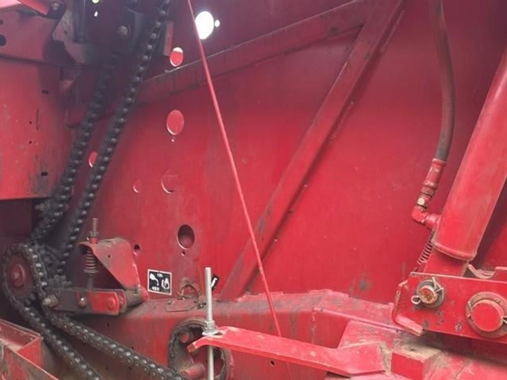 new-holland-654-image-27