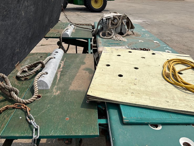douglas-tilt-master-hoof-trimming-table-image-7
