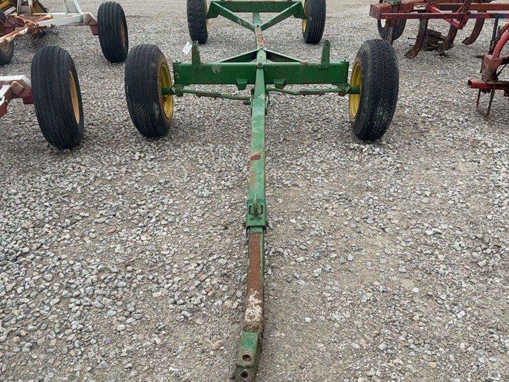 john-deere-1075-image-1