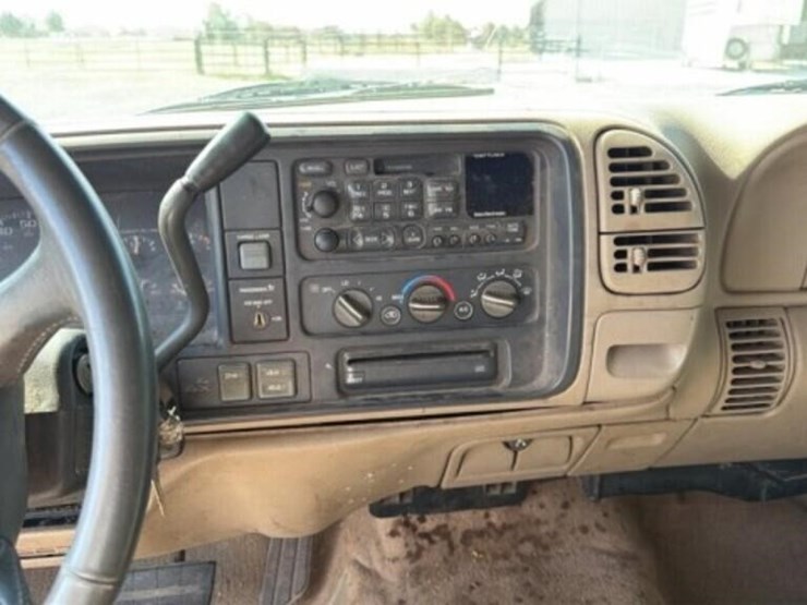 1998-chevrolet-1500-image-18