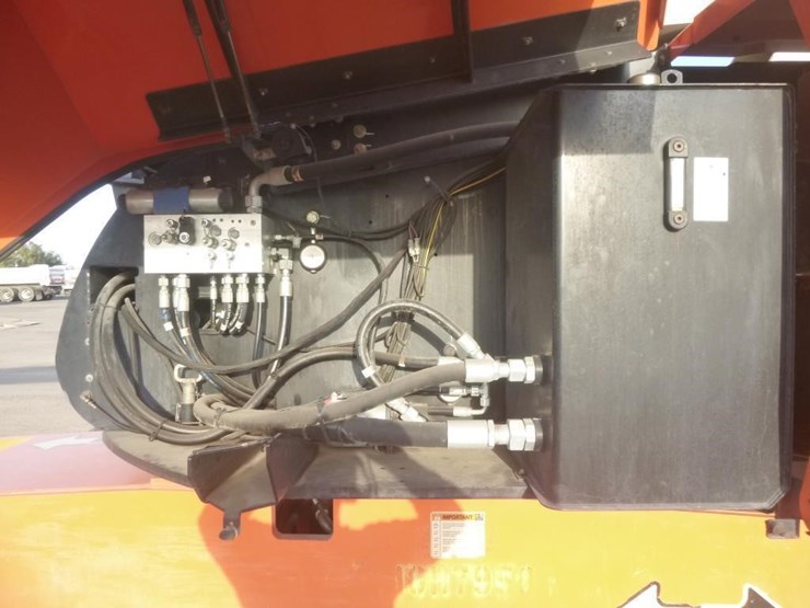 2013-jlg-860sj-image-24