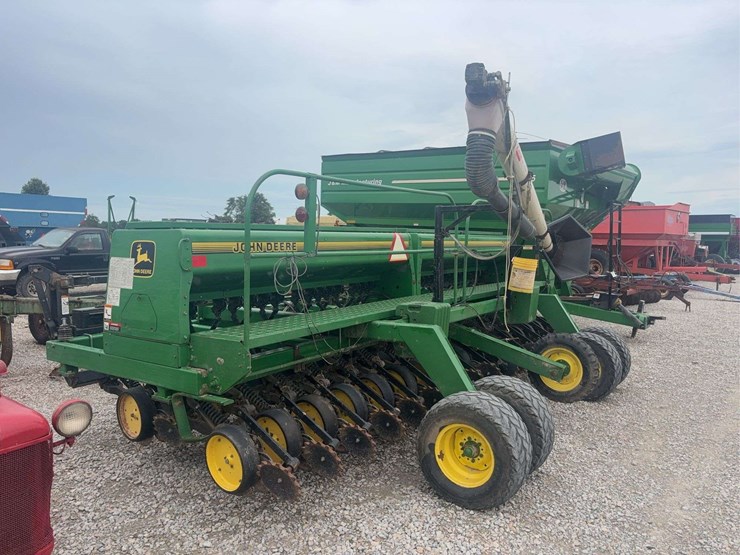 john-deere-750-image-9