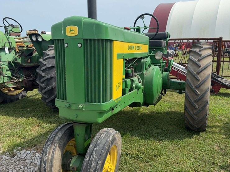 john-deere-620-image-2