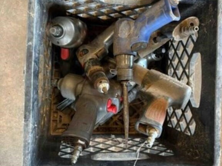 assort-of-air-tools-image-1