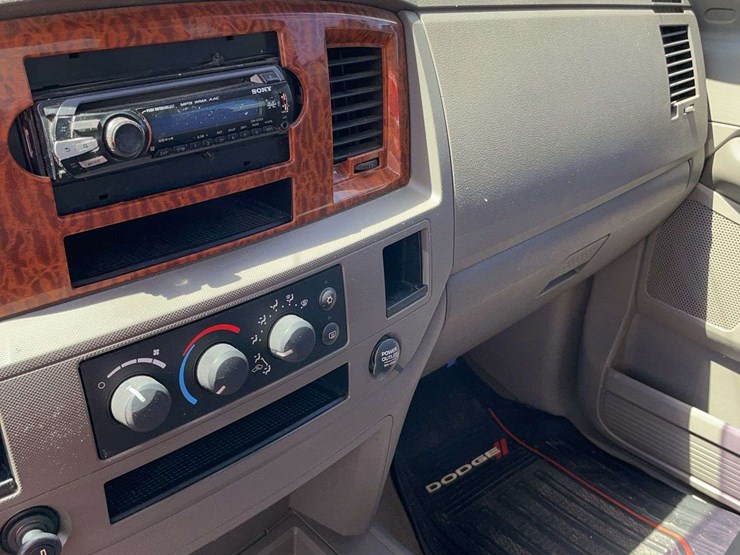 2006-dodge-ram-2500-image-10