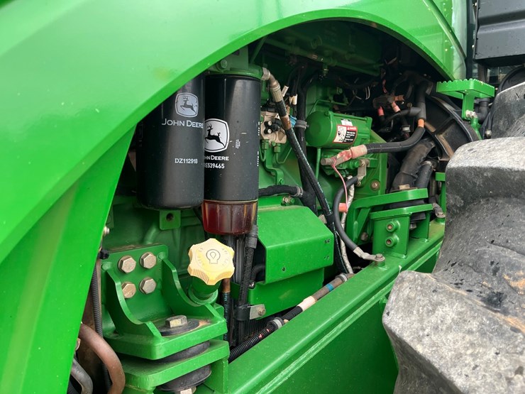 2013-john-deere-9510r-image-3