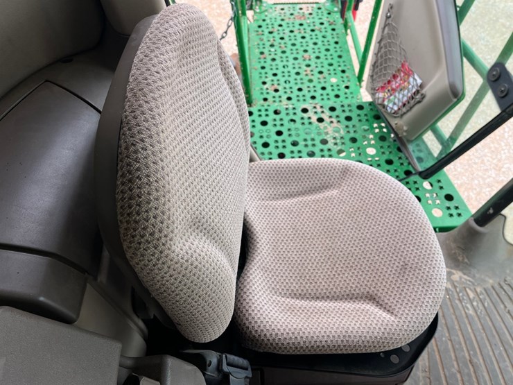 2011-john-deere-s670-image-50