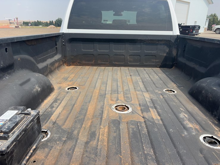 2020-dodge-3500hd-image-10