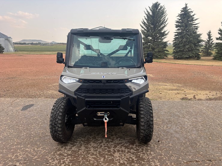 2024-ranger-1000-northstar-utv-image-5