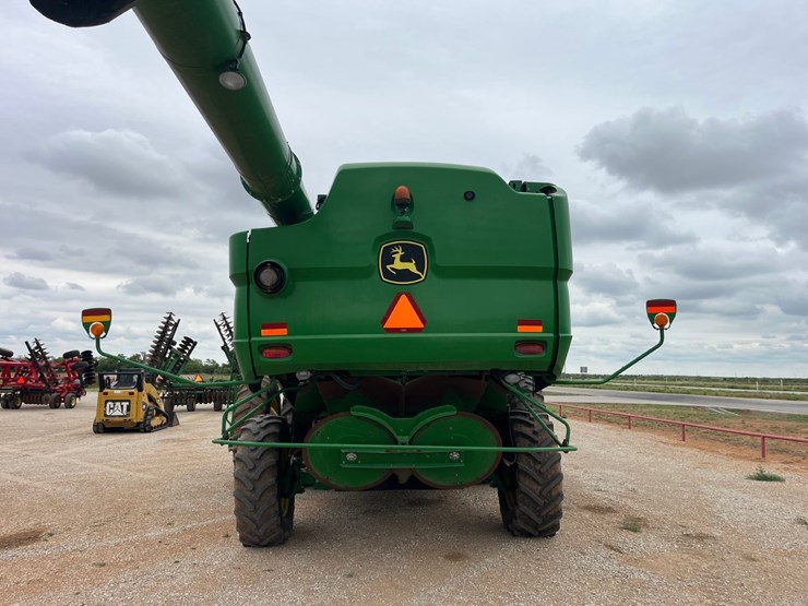 2011-john-deere-s670-image-27