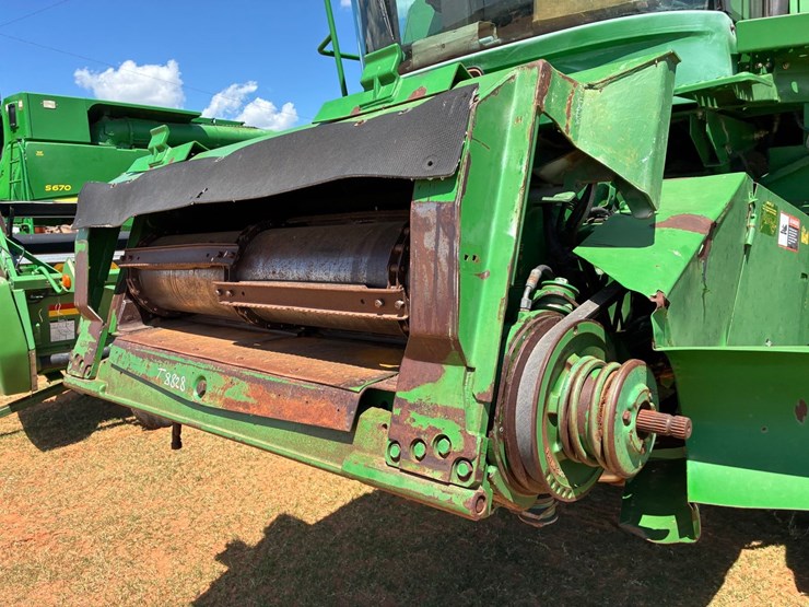 2000-john-deere-9650-sts-image-9