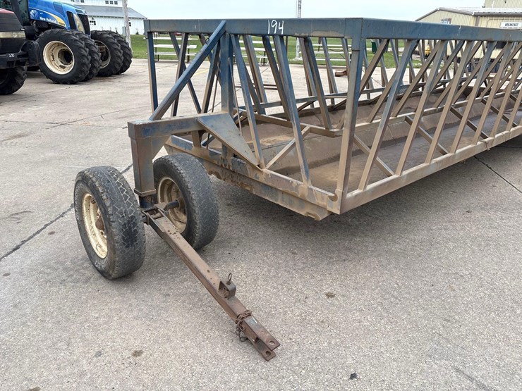 oldenkamp-mfg.-portable-hay-feeder-image-13