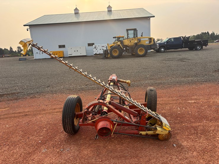 new-holland-456-image-4