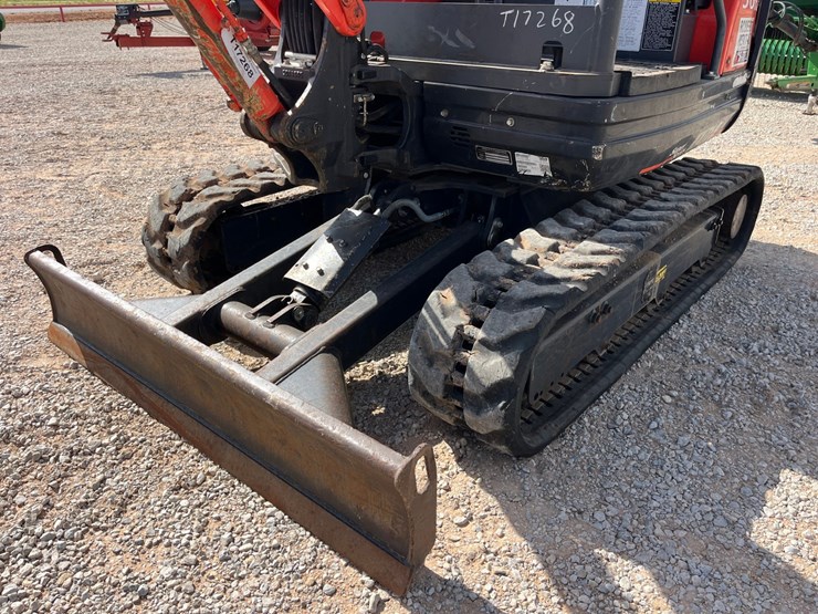 2021-kubota-kx71-3-image-2