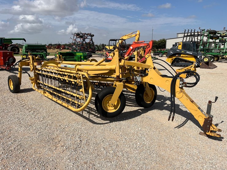 2007-vermeer-r2300-image-6