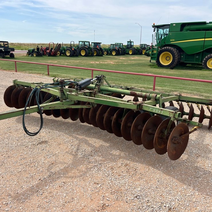 JOHN DEERE BWA
