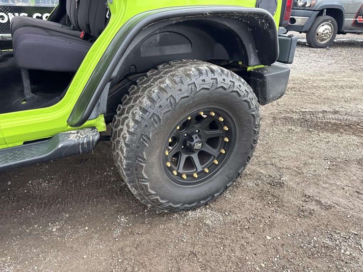 2013-jeep-wrangler-image-9