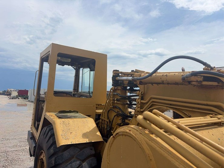 caterpillar-613b-image-11