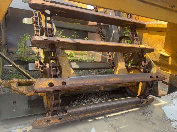 caterpillar-613b-image-5