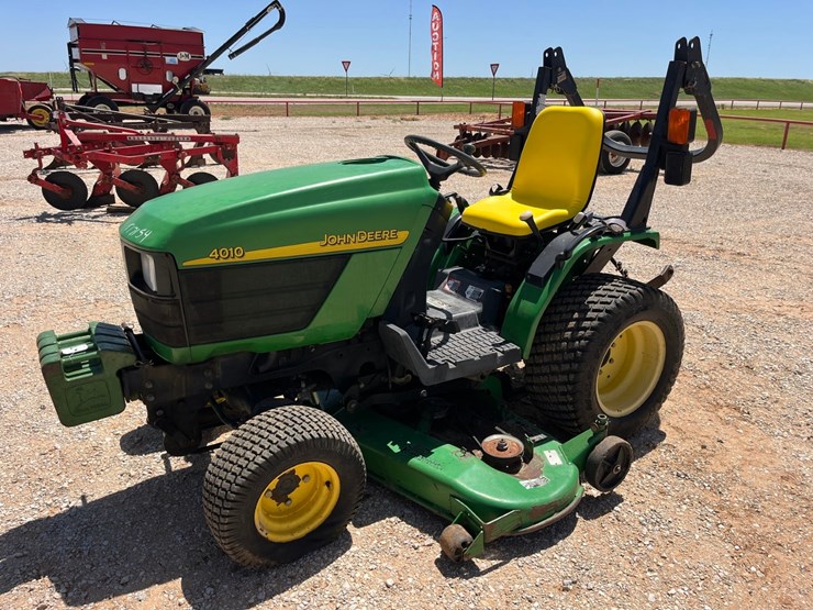 2002-john-deere-4010-image-1
