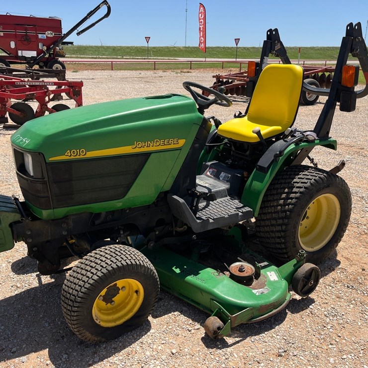 2002 JOHN DEERE 4010