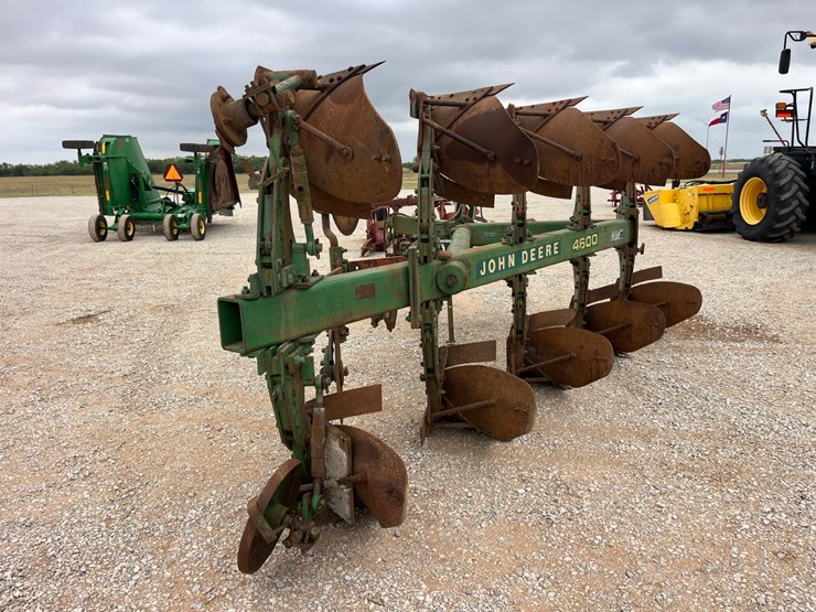 john-deere-4600-image-5