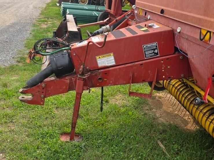 new-holland-654-image-17