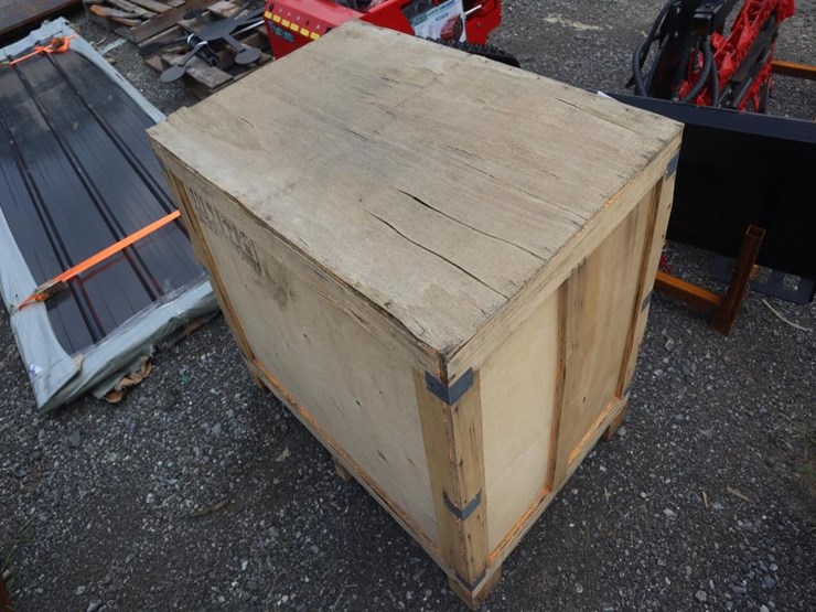 tpm-crate-of-mini-excavator-attach.-image-3
