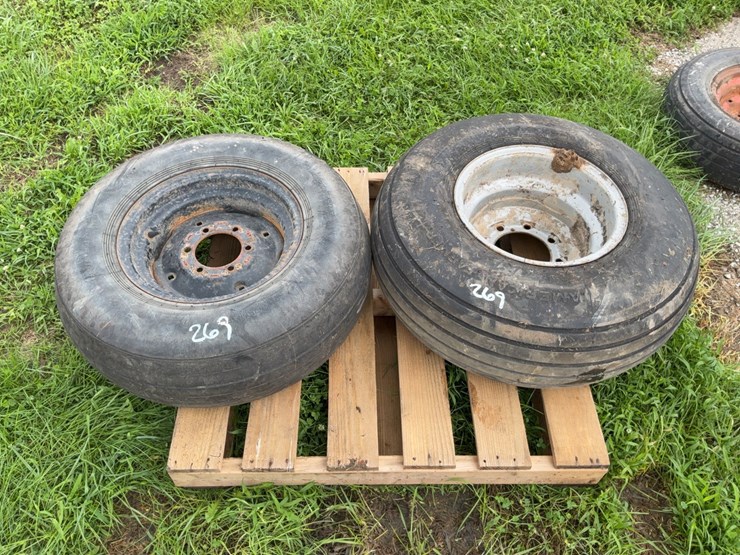 pair-of-implement-tires.-#269-image-1
