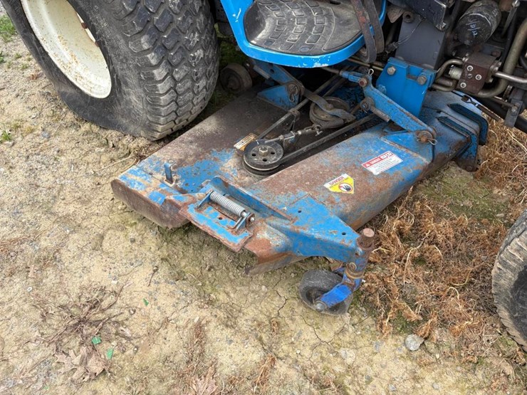 new-holland-tc25d-image-8