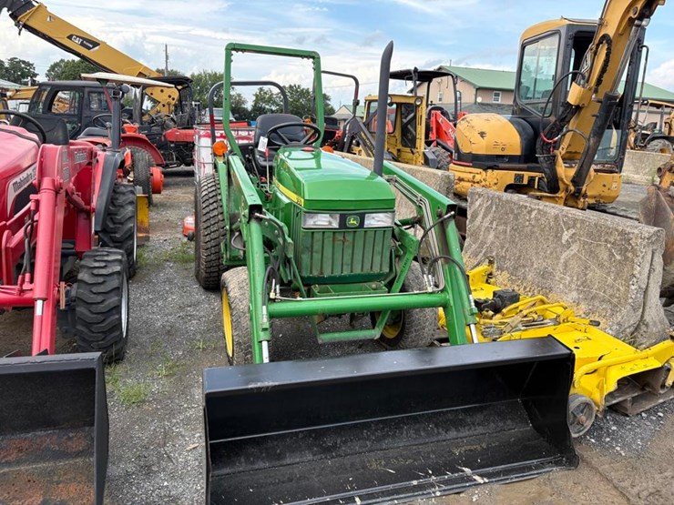 john-deere-790-image-23