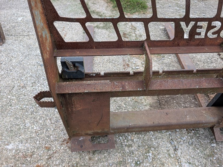 pallet-forks-image-13