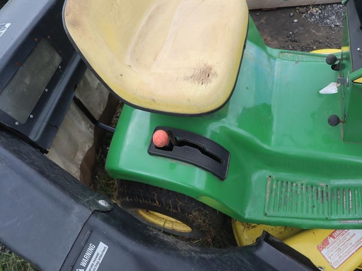 john-deere-111-image-16