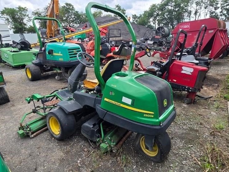 2008-john-deere-2500b-image-4