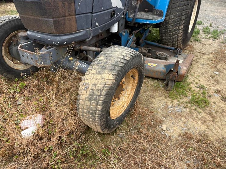 new-holland-tc25d-image-4